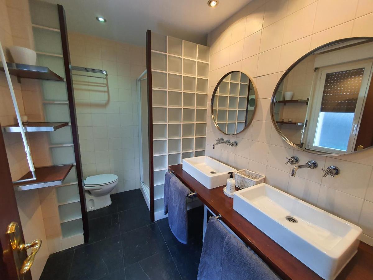 Teo Apartment Pamplona Bagian luar foto
